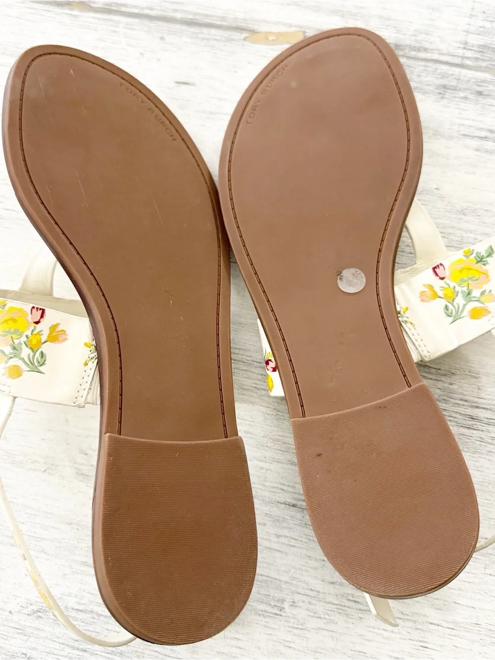 Tory Burch Benton Floral Thong Sandals with Gold Logo size 9